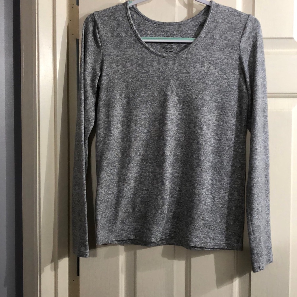 Born long sleeve gray tee T shirt size S